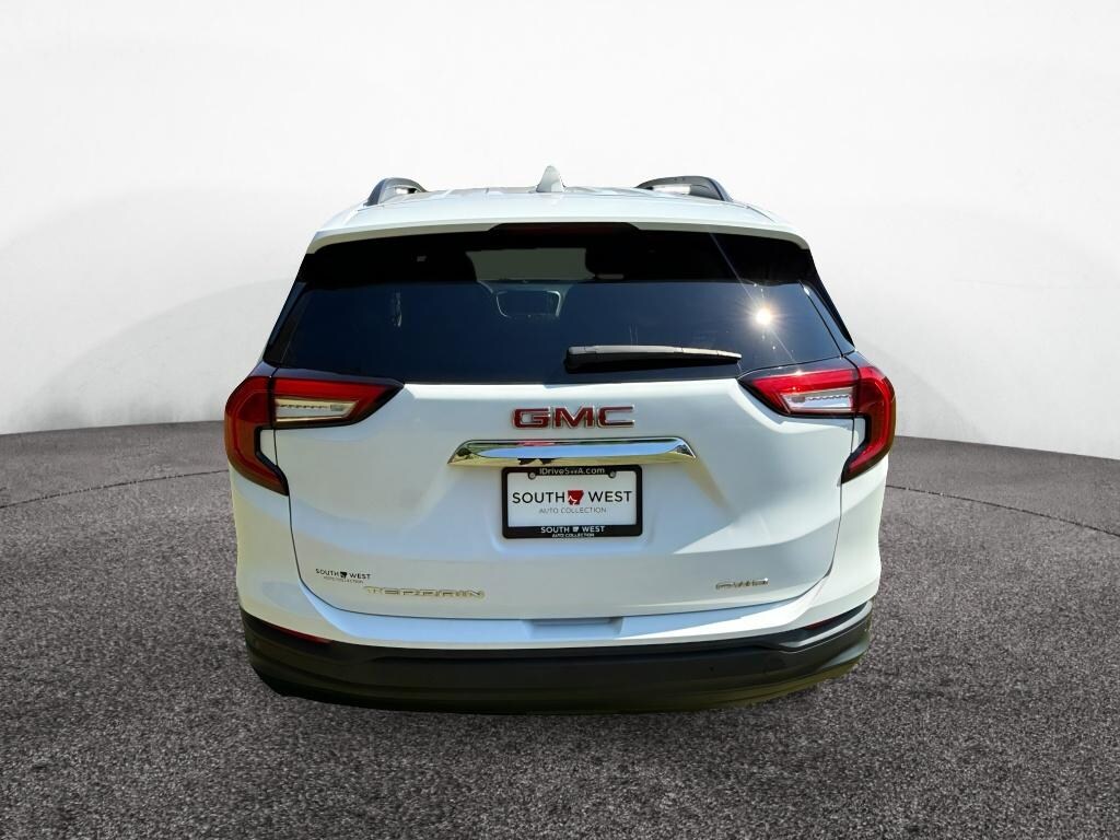 Used 2023 GMC Terrain SLE SUV