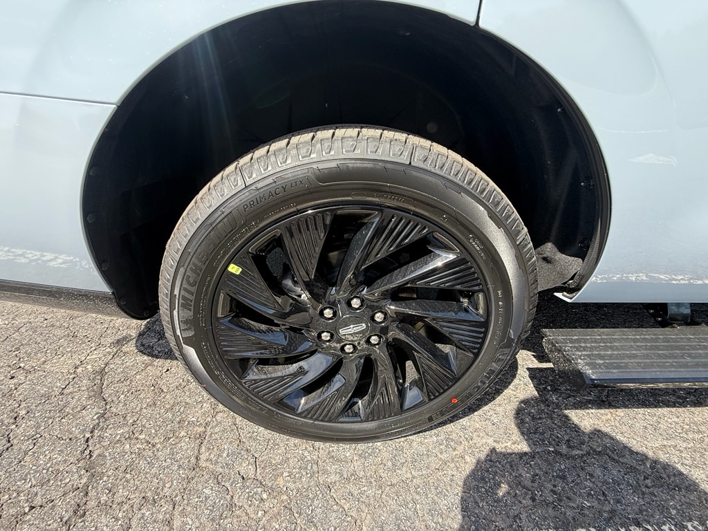 2026 Lincoln Navigator Reserve - Photo 25