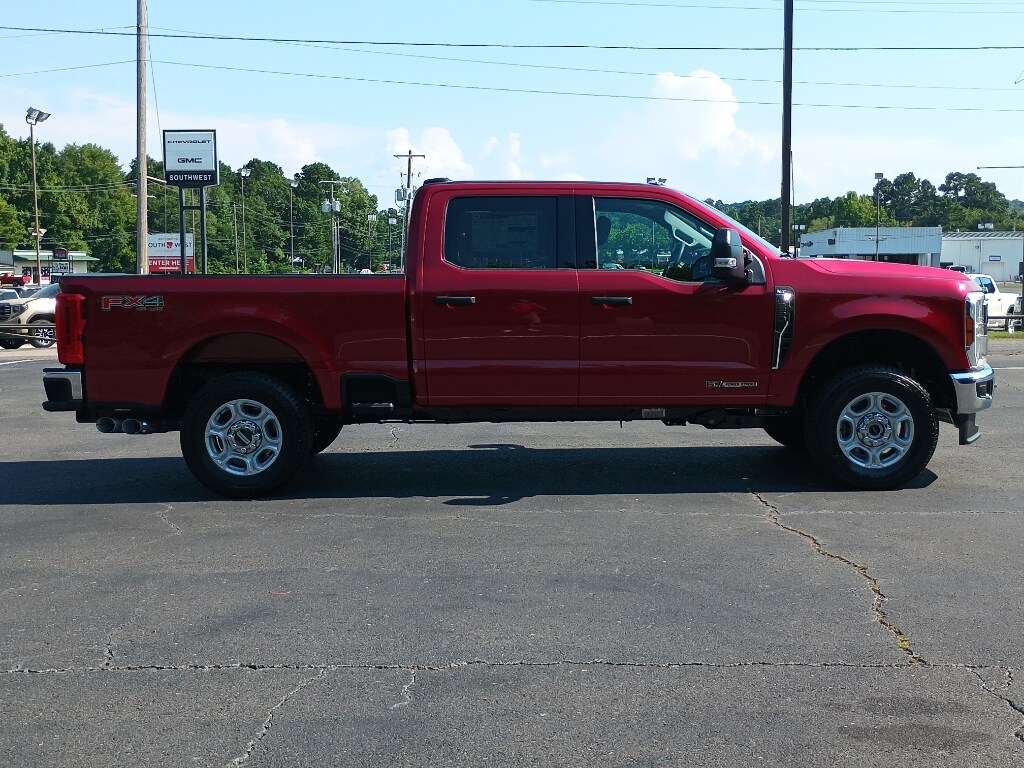 New 2026 Ford F-250 XLT Crew Cab