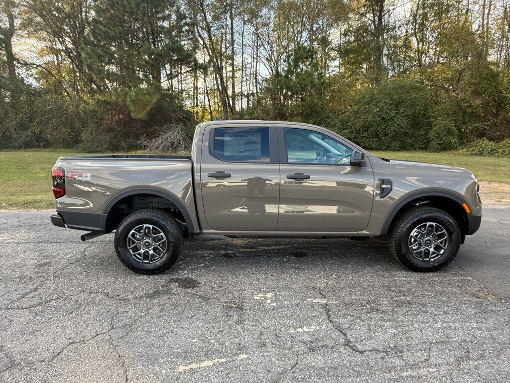 2025 Ford Ranger XLT photo 2