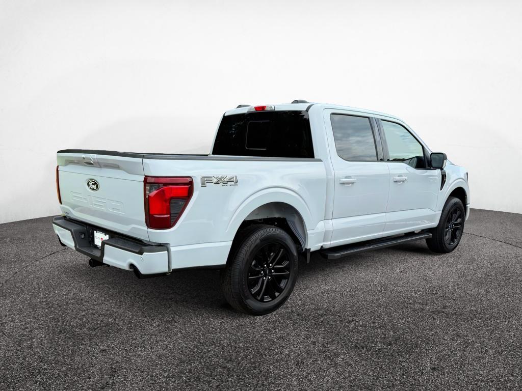 2025 Ford F-150 XLT photo 3