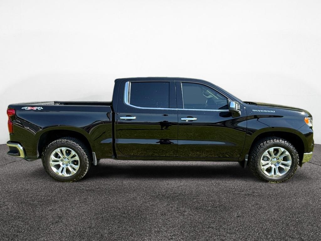 Used 2024 Chevrolet Silverado 1500 LTZ with VIN 1GCUDGED3RZ323106 for sale in Little Rock