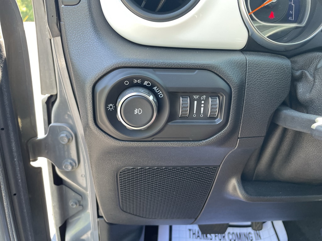 2021 Jeep Wrangler Unlimited ISLANDER - Photo 14