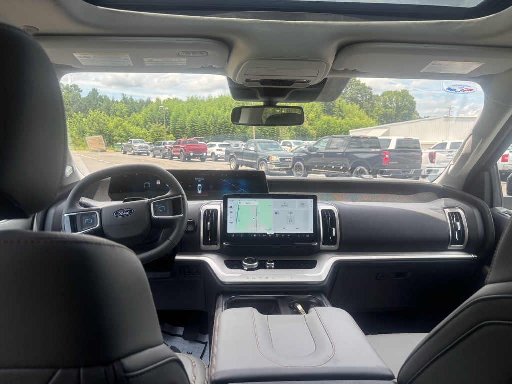 2025 Ford Expedition Active - Photo 9