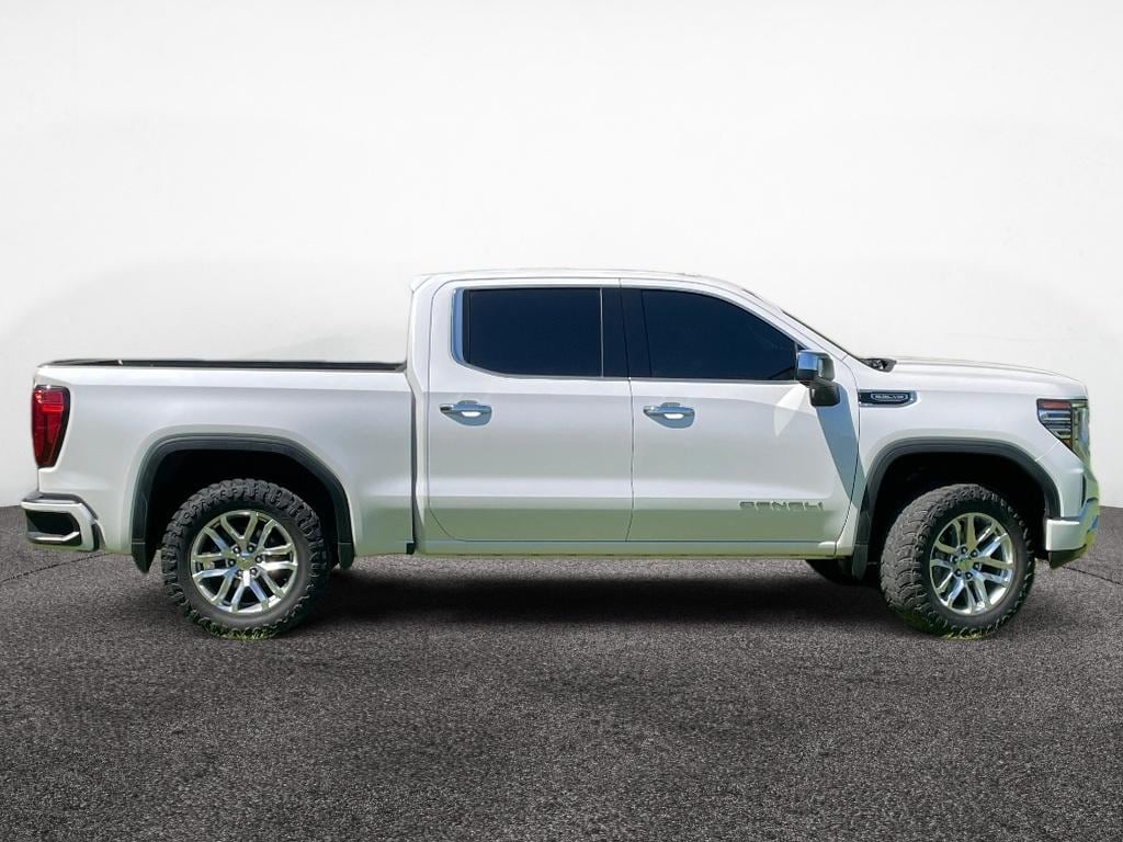Used 2022 GMC Sierra 1500 Denali Denali with VIN 3GTUUGED9NG663919 for sale in Little Rock