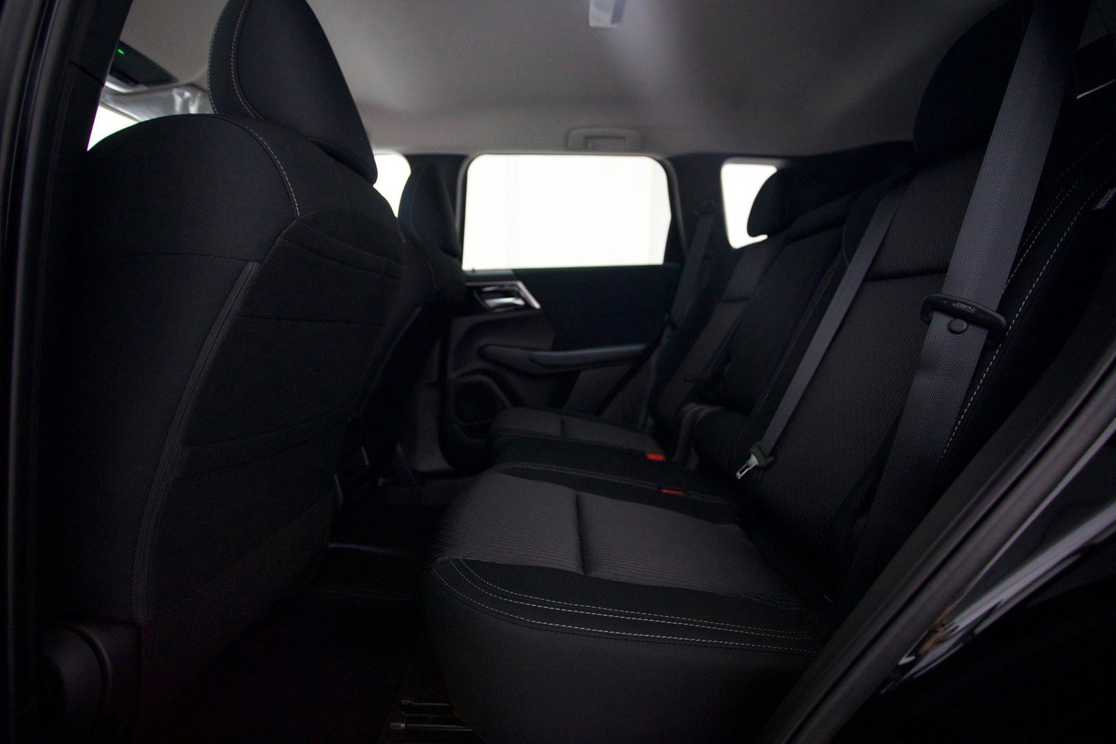 2023 Mitsubishi Outlander Plug-In Hybrid ES - Photo 10