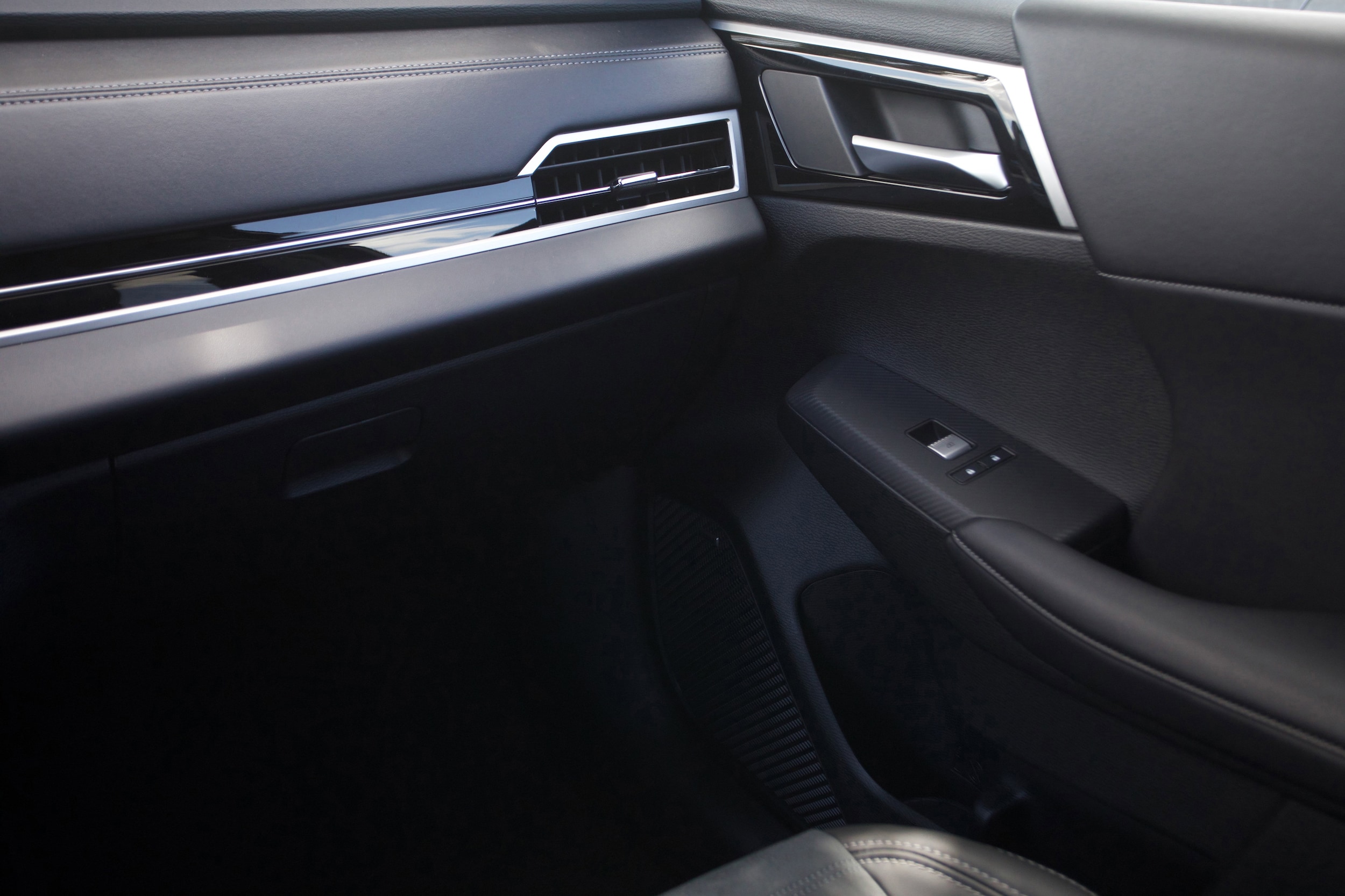 2026 Mitsubishi Outlander SE - Photo 19