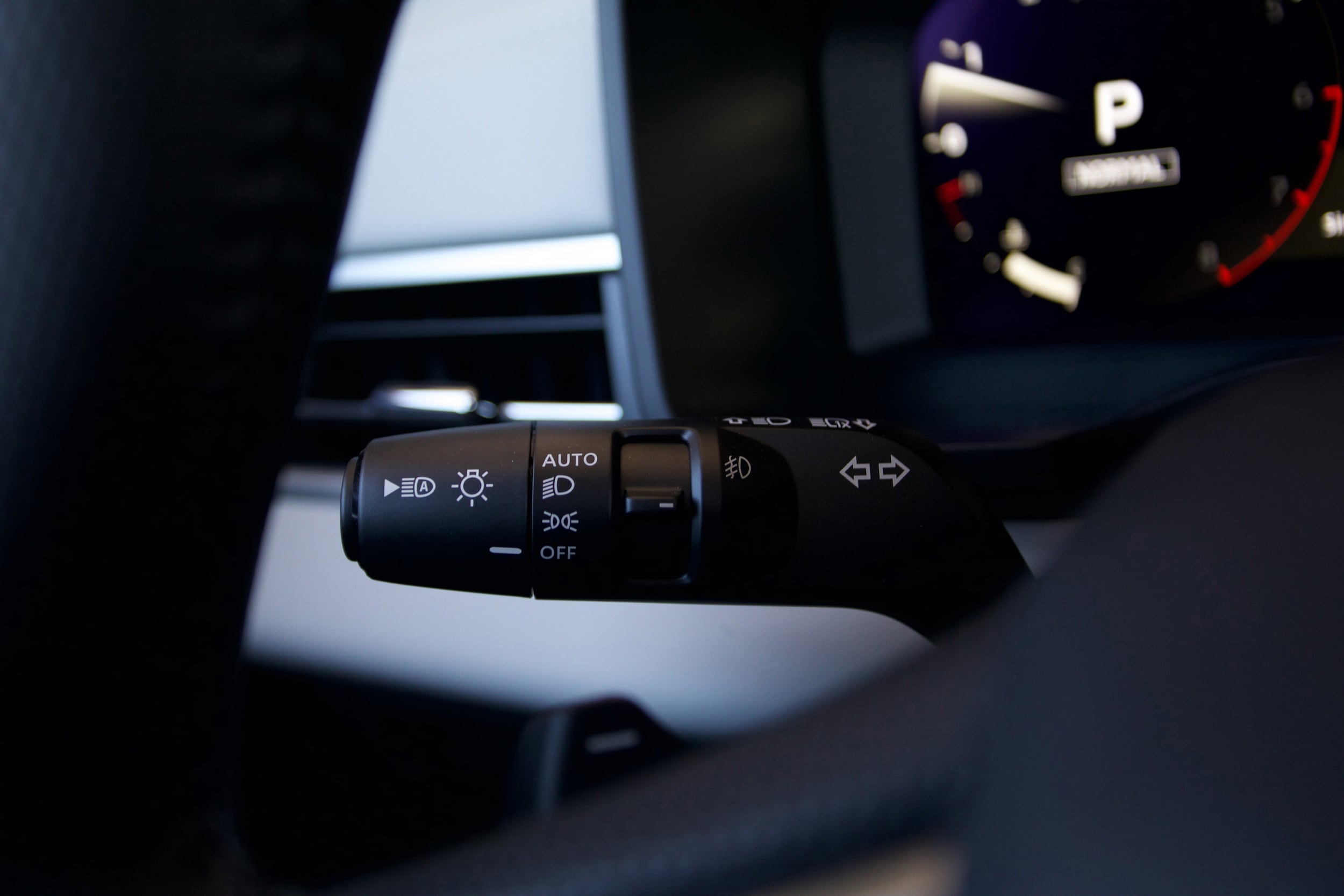 2025 Mitsubishi Outlander SE - Photo 16