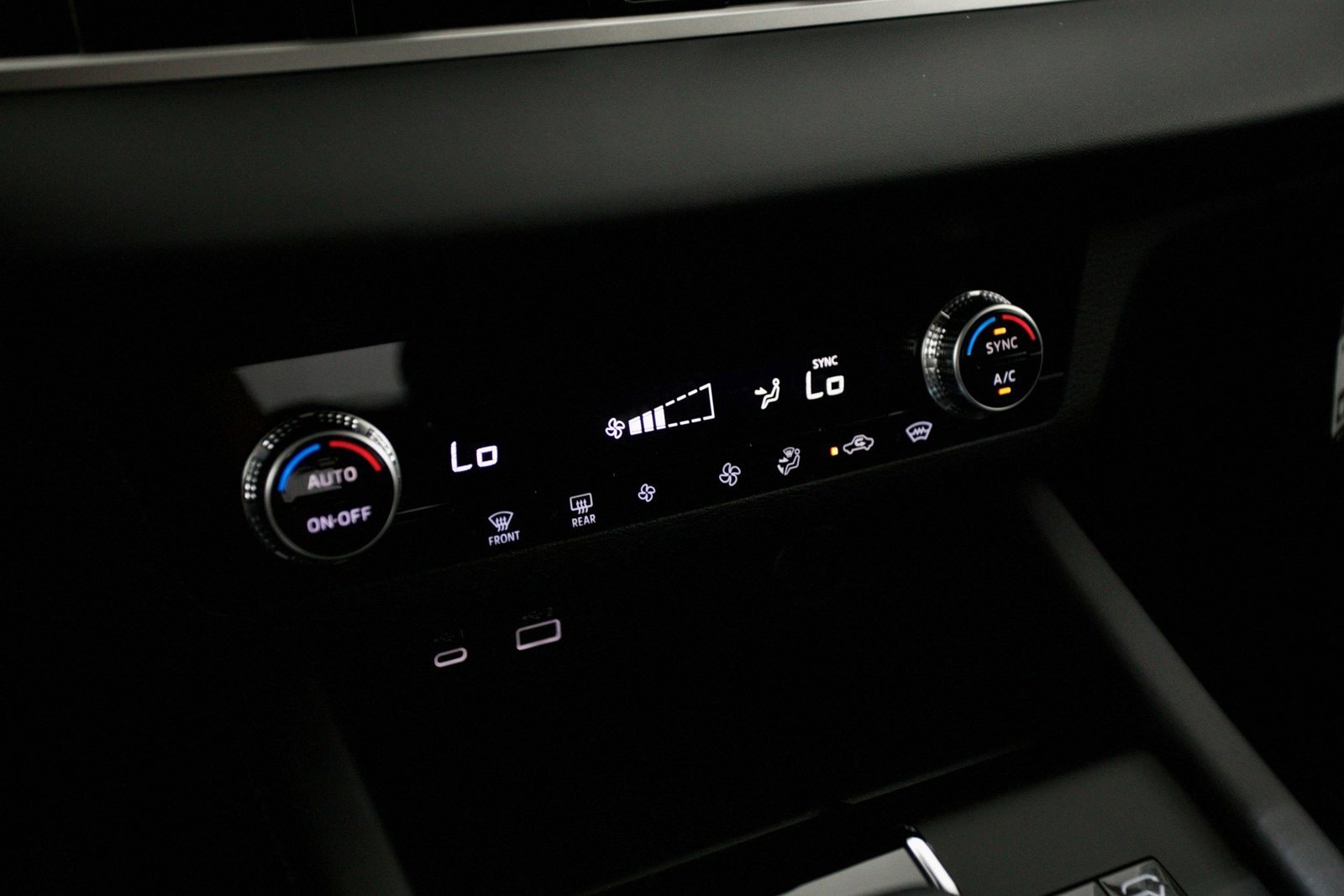 2023 Mitsubishi Outlander Plug-In Hybrid ES - Photo 20