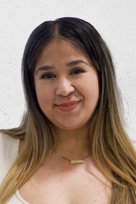 Staff member Donna Lozano from ID_f61d7b612658