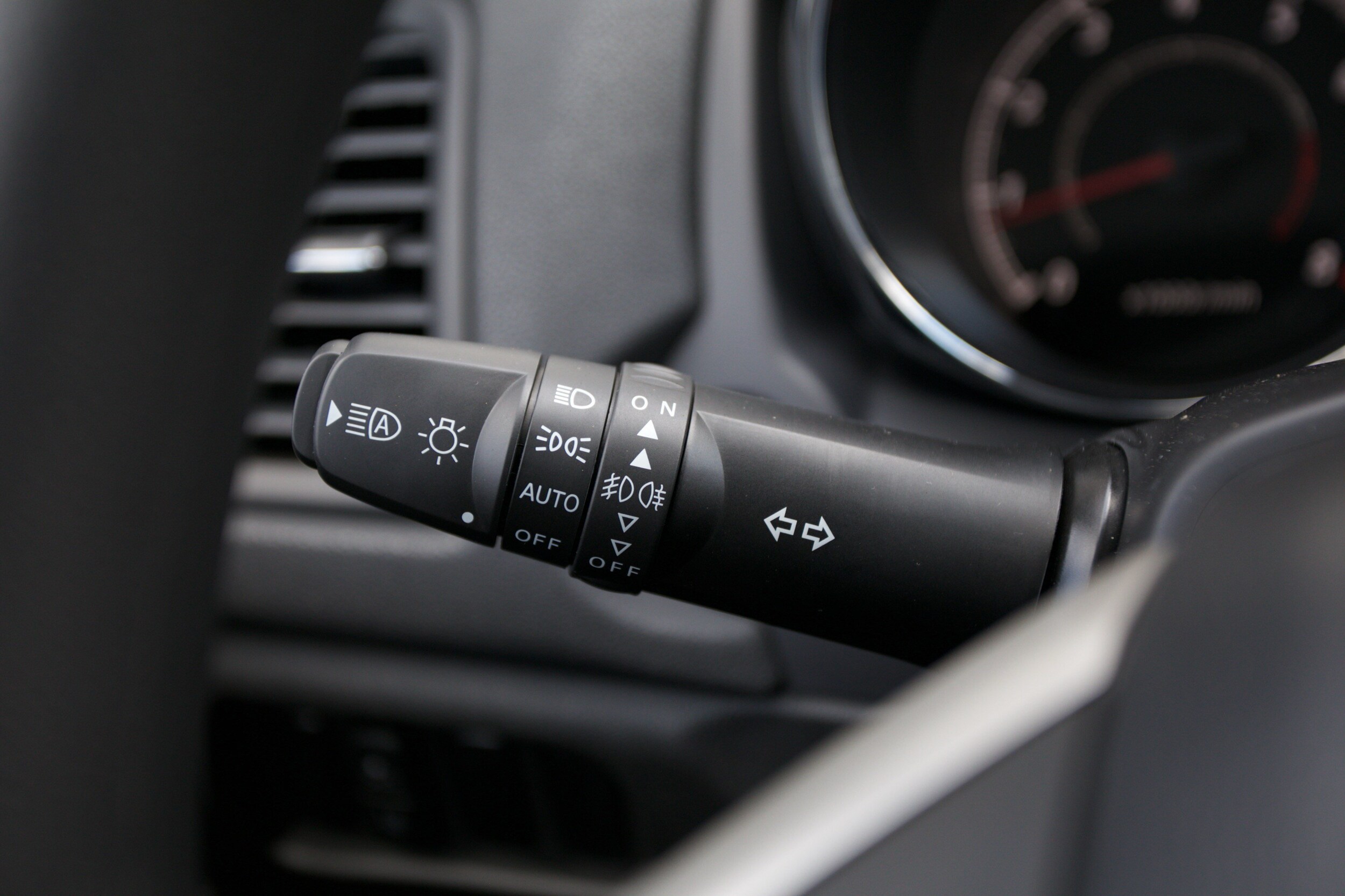 2026 Mitsubishi Outlander Sport ES - Photo 16