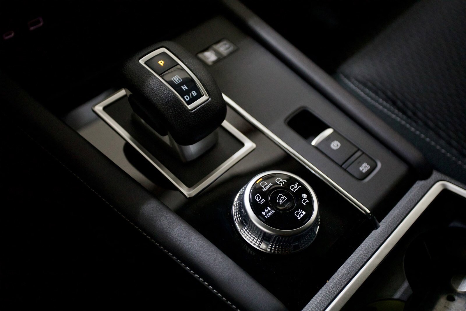 2023 Mitsubishi Outlander Plug-In Hybrid ES - Photo 21