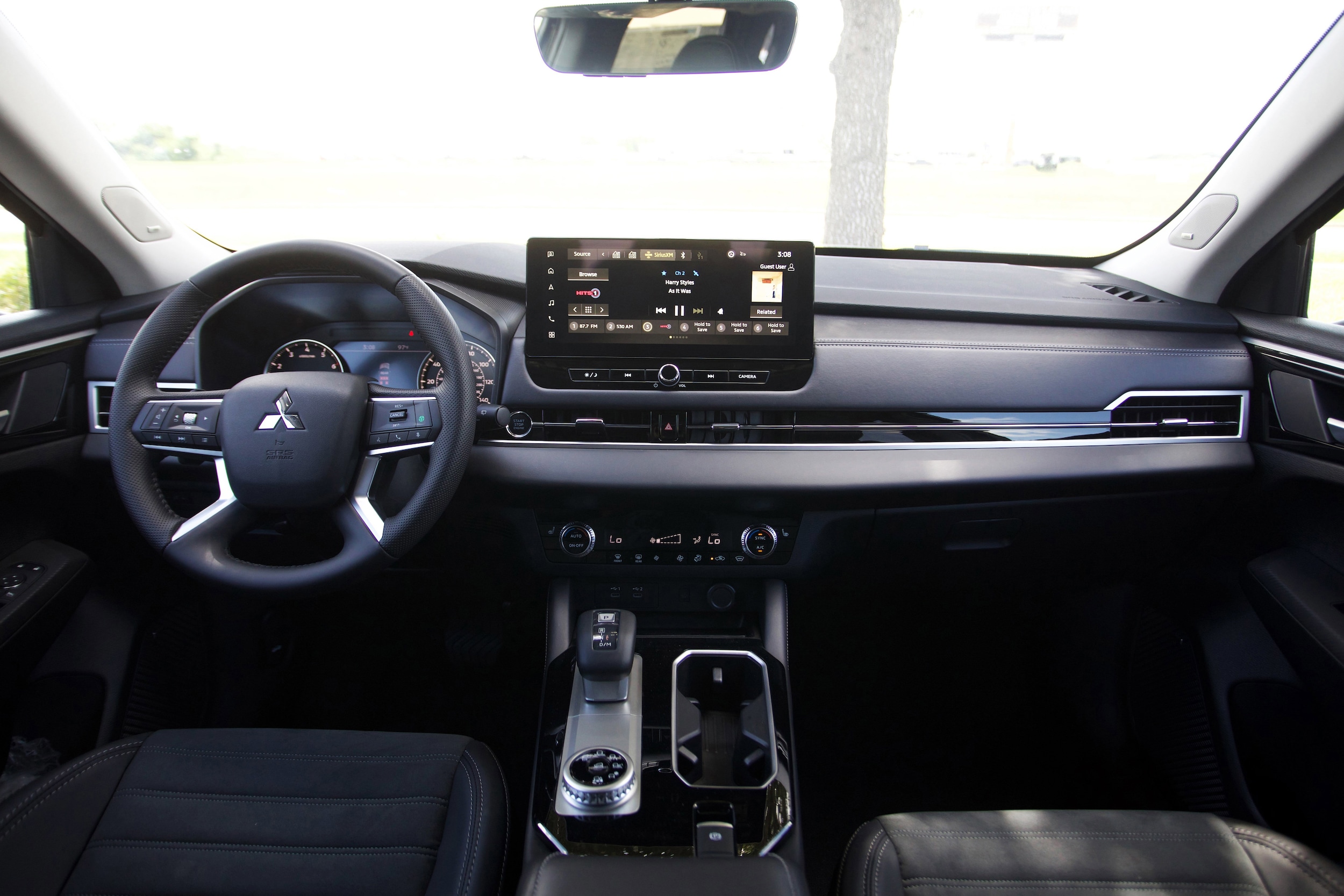 2026 Mitsubishi Outlander SE - Photo 7