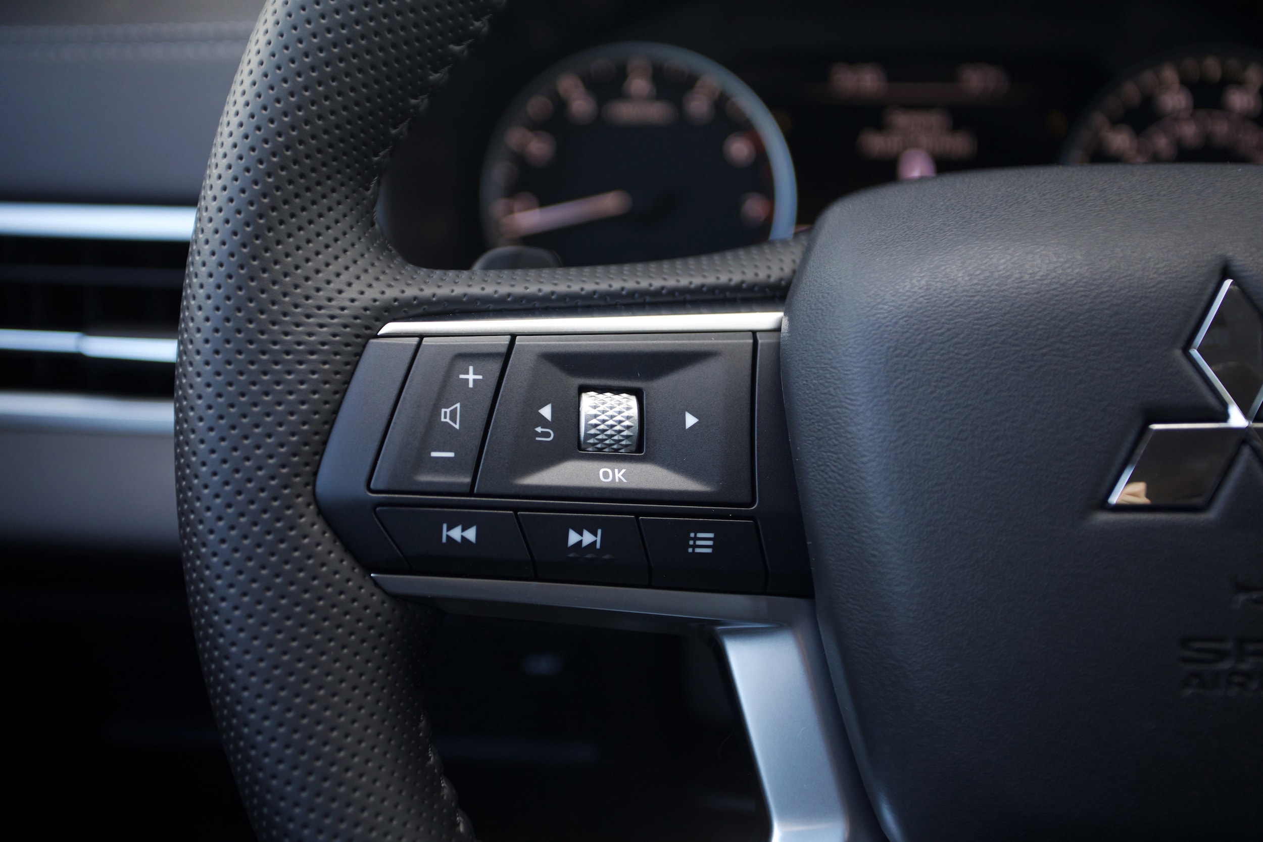 2026 Mitsubishi Outlander SE - Photo 8