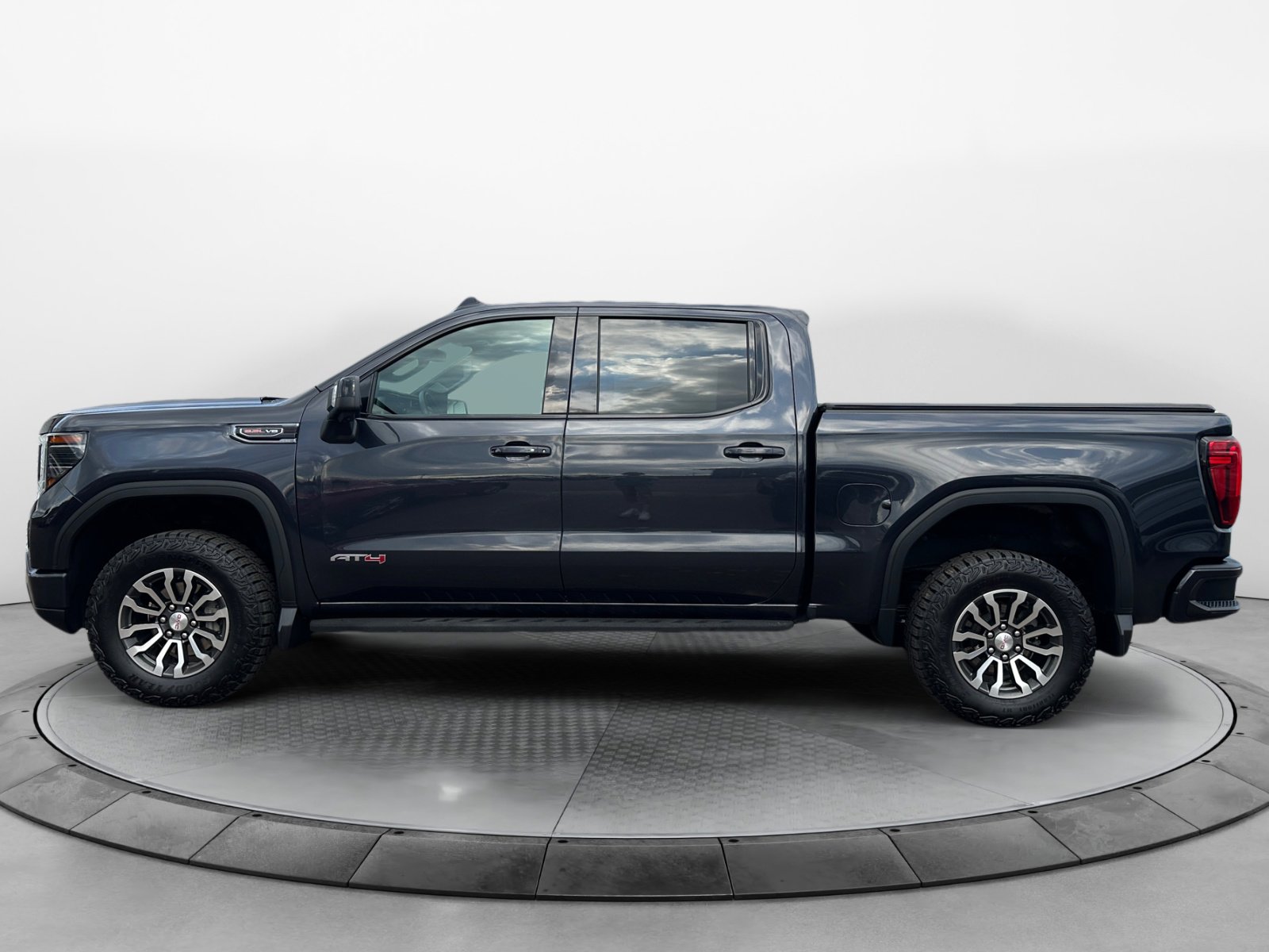 2023 Gmc Sierra AT4 photo 2