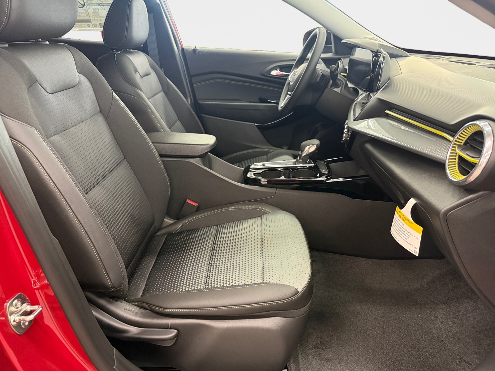 2026 Chevrolet Trax LT - Photo 12