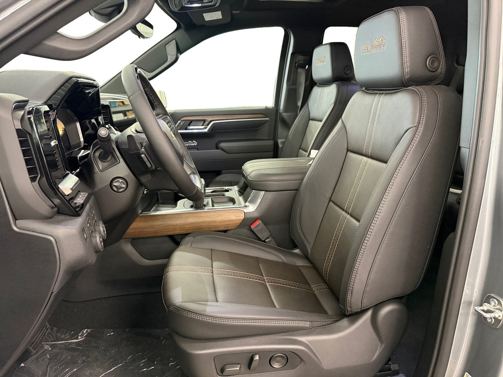 2026 Chevrolet Silverado 1500 High Country - Photo 9