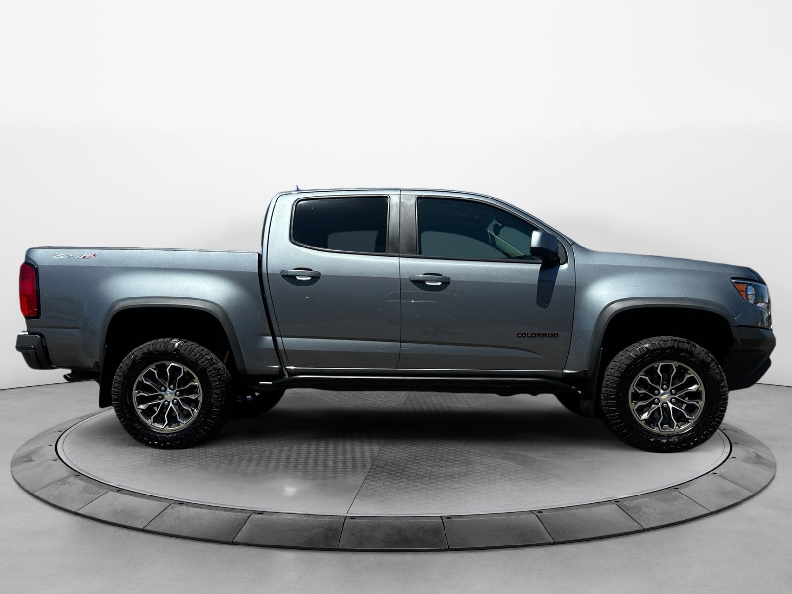 Used 2020 Chevrolet Colorado ZR2 with VIN 1GCGTEEN7L1194967 for sale in Bloomer, WI