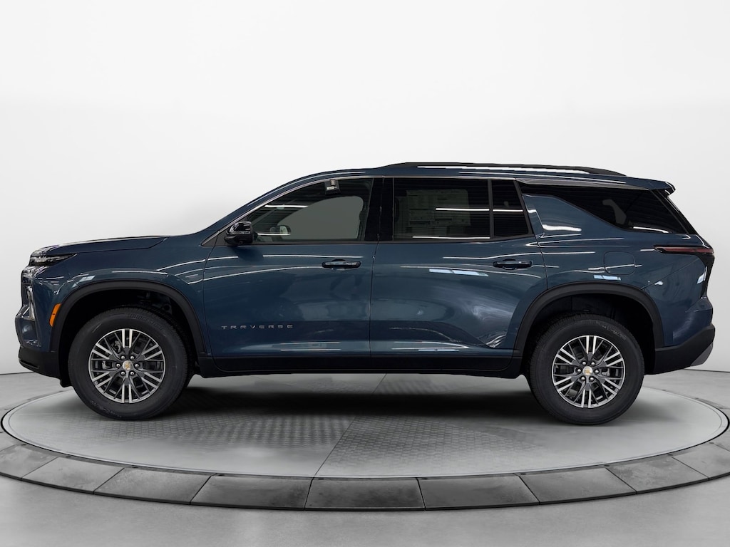 New 2026 Chevrolet Traverse LT SUV