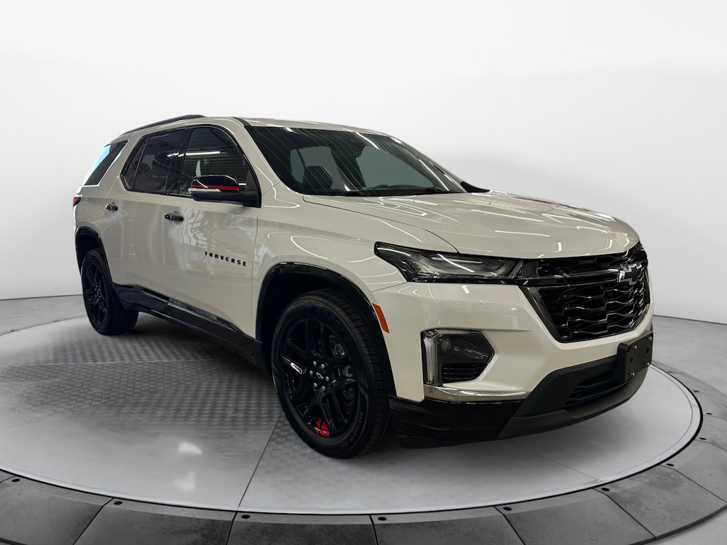 Used 2022 Chevrolet Traverse Premier SUV