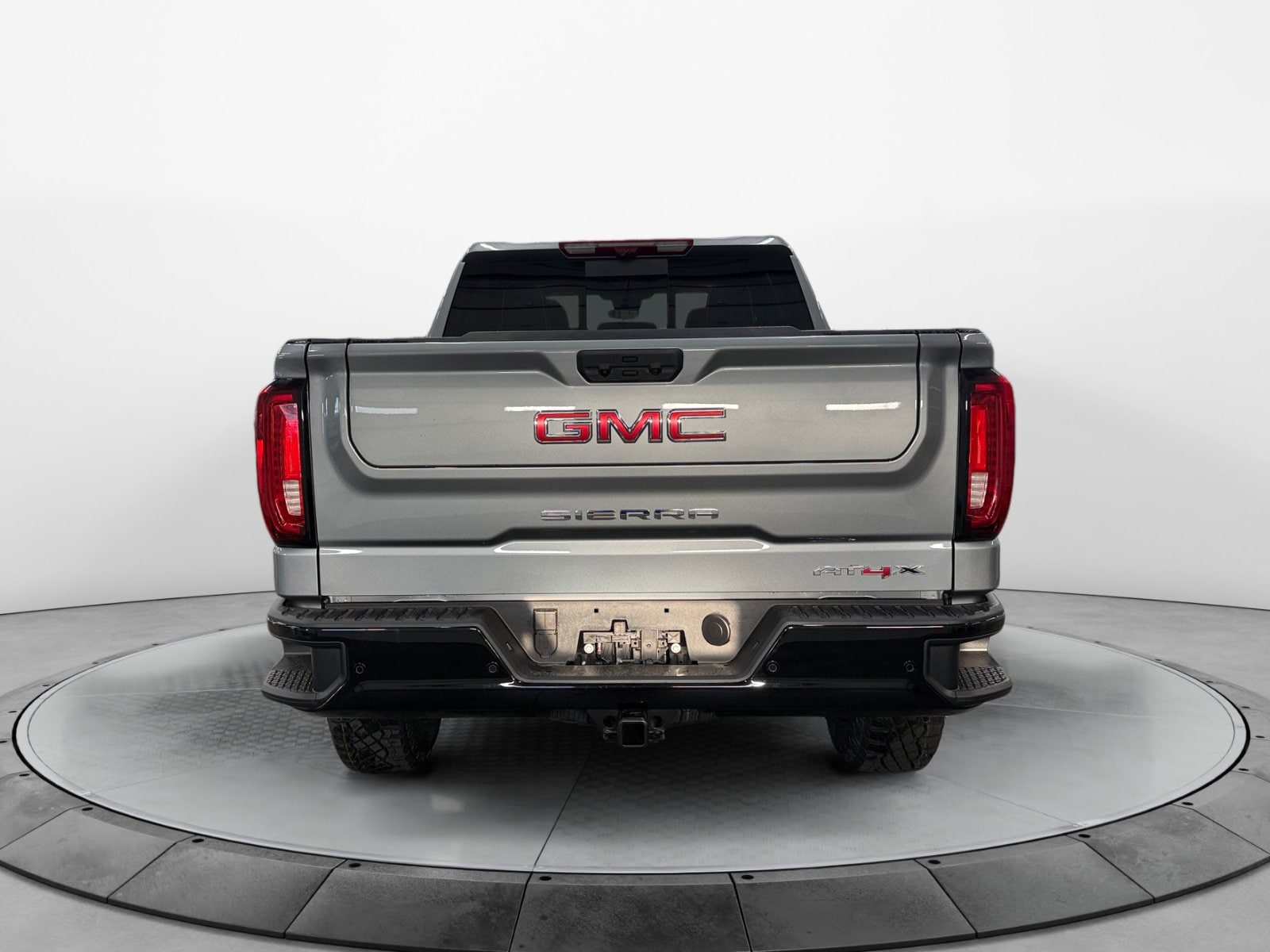 2026 GMC Sierra 1500 AT4X - Photo 6