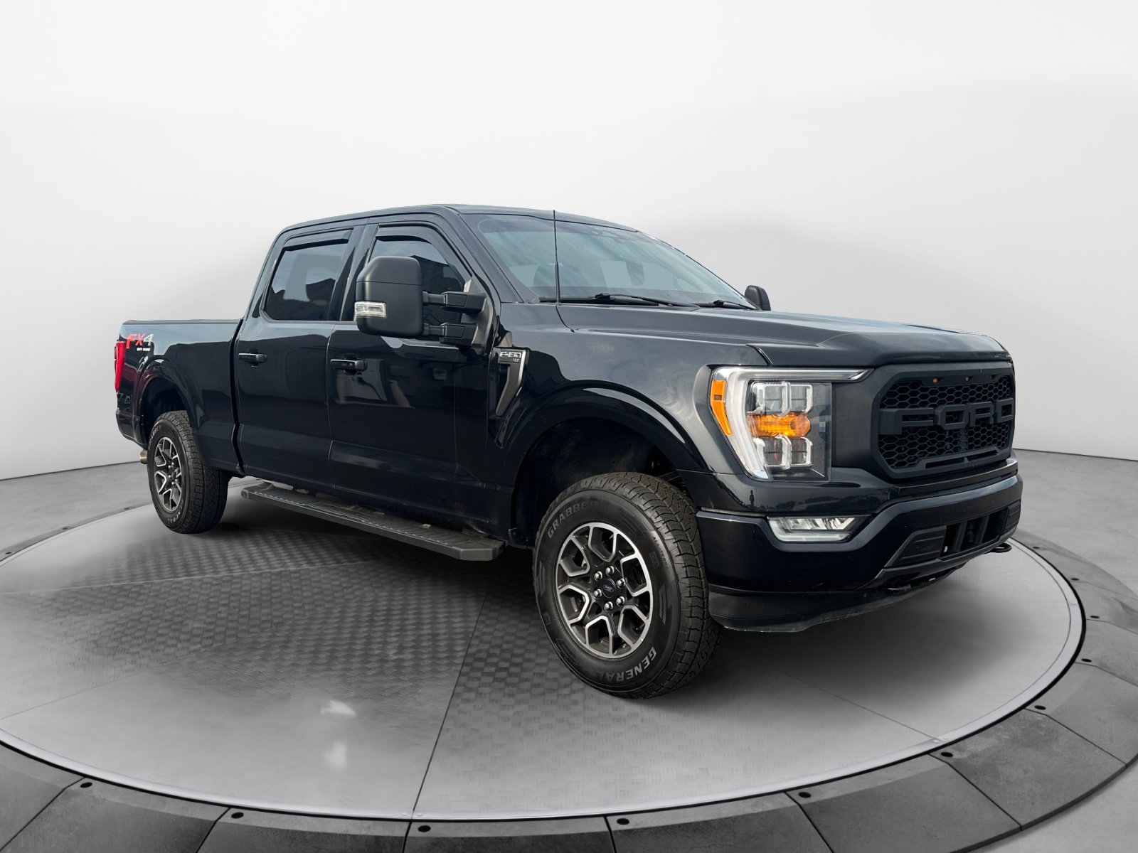 2022 Ford F-150 XLT photo 3