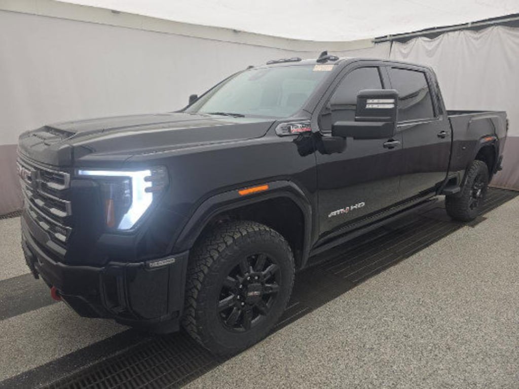 Used 2025 GMC Sierra 2500HD AT4 Truck Crew Cab