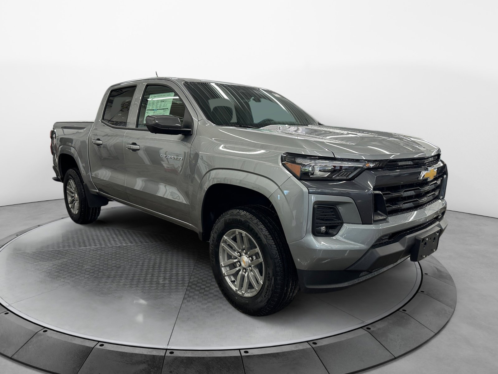 2026 Chevrolet Colorado LT photo 4
