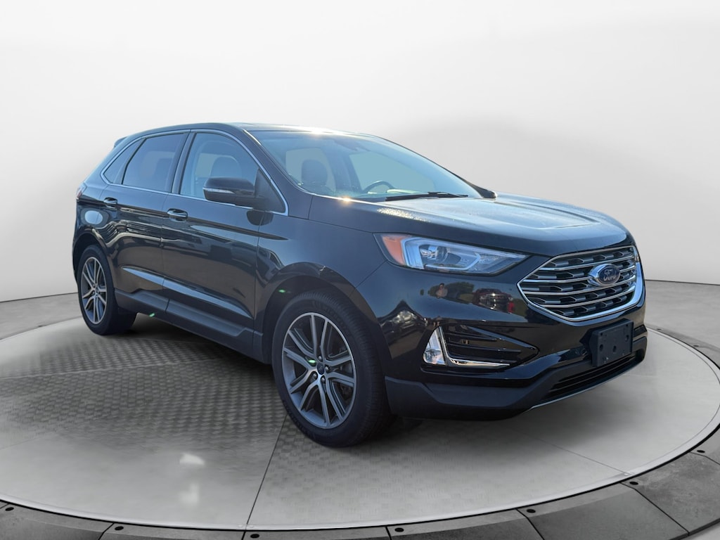Used 2019 Ford Edge Titanium SUV