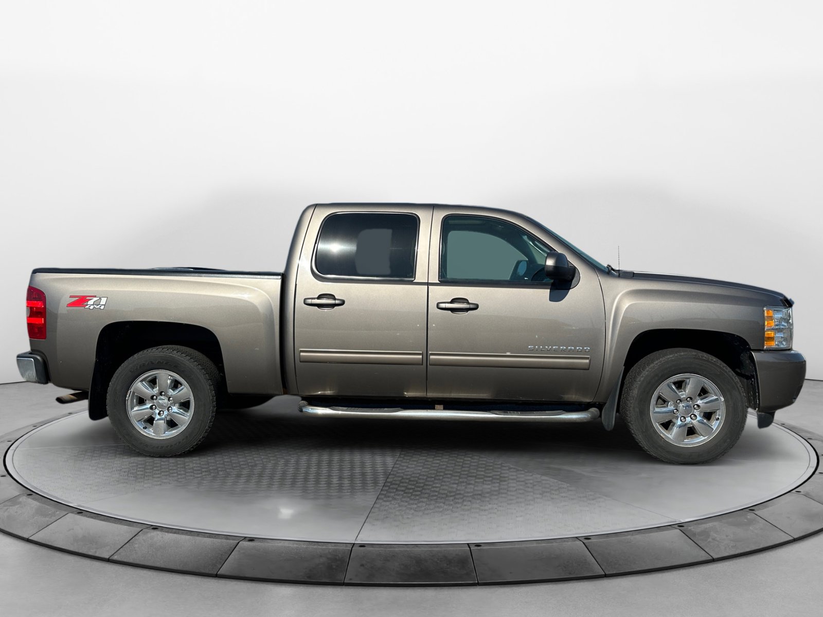 2013 Chevrolet Silverado 1500 LTZ photo 2