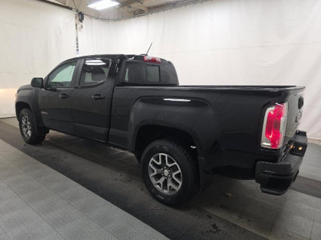 Used 2022 GMC Canyon 4WD AT4 w/Cloth Truck Crew Cab