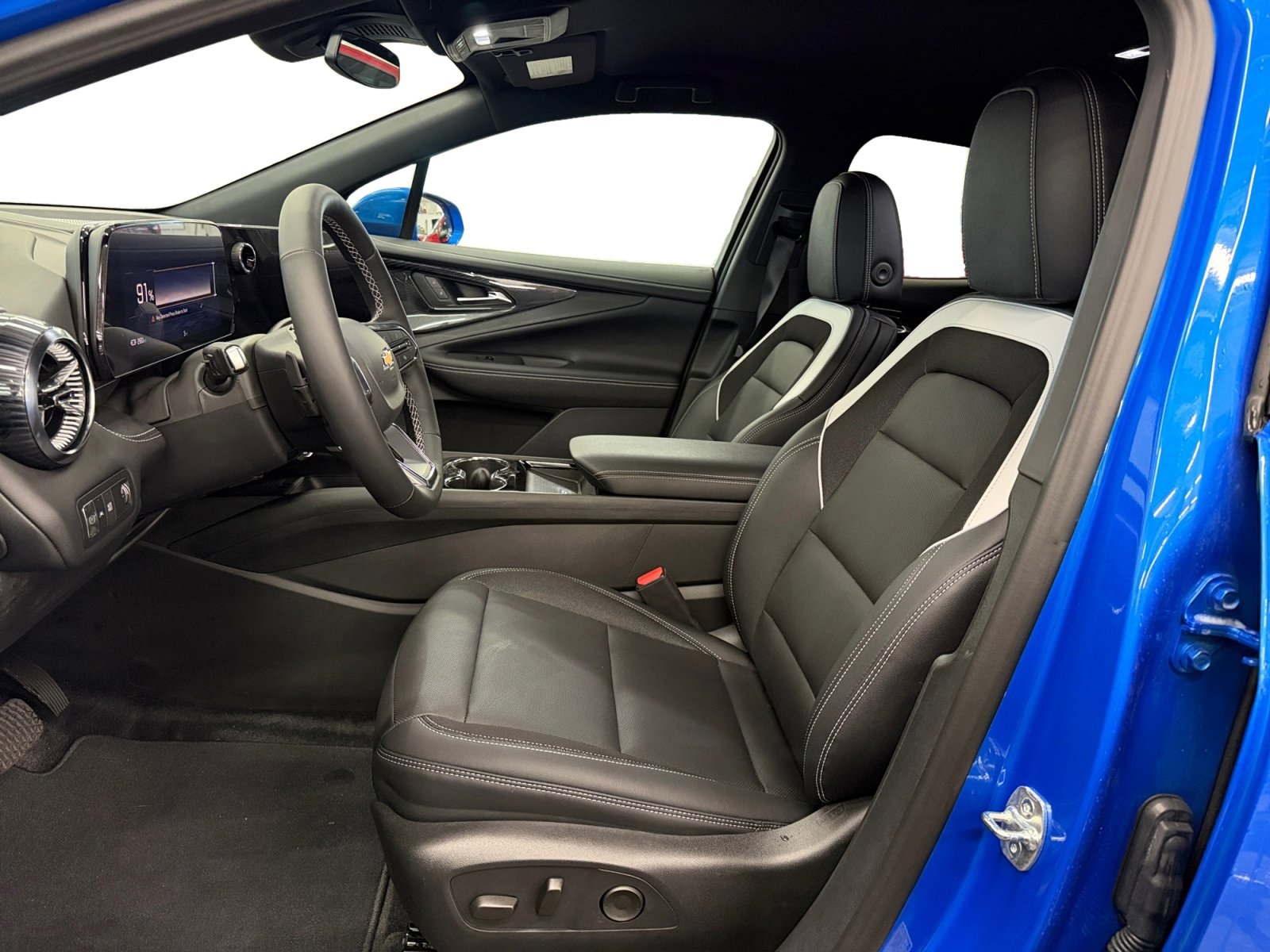 2025 Chevrolet Blazer EV LT - Photo 9