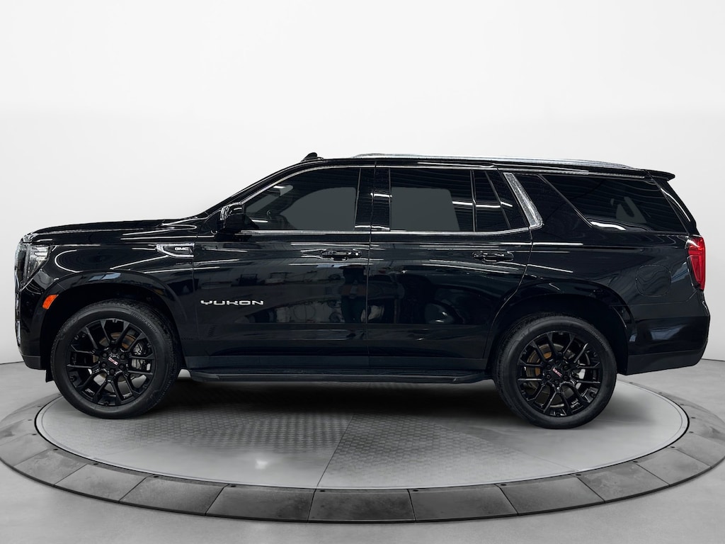 Used 2022 GMC Yukon SLE SUV