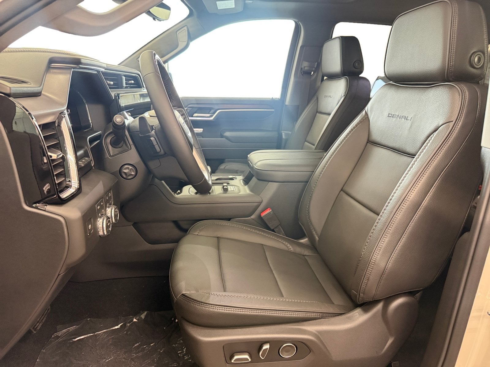 2026 GMC Sierra 1500 Denali - Photo 9