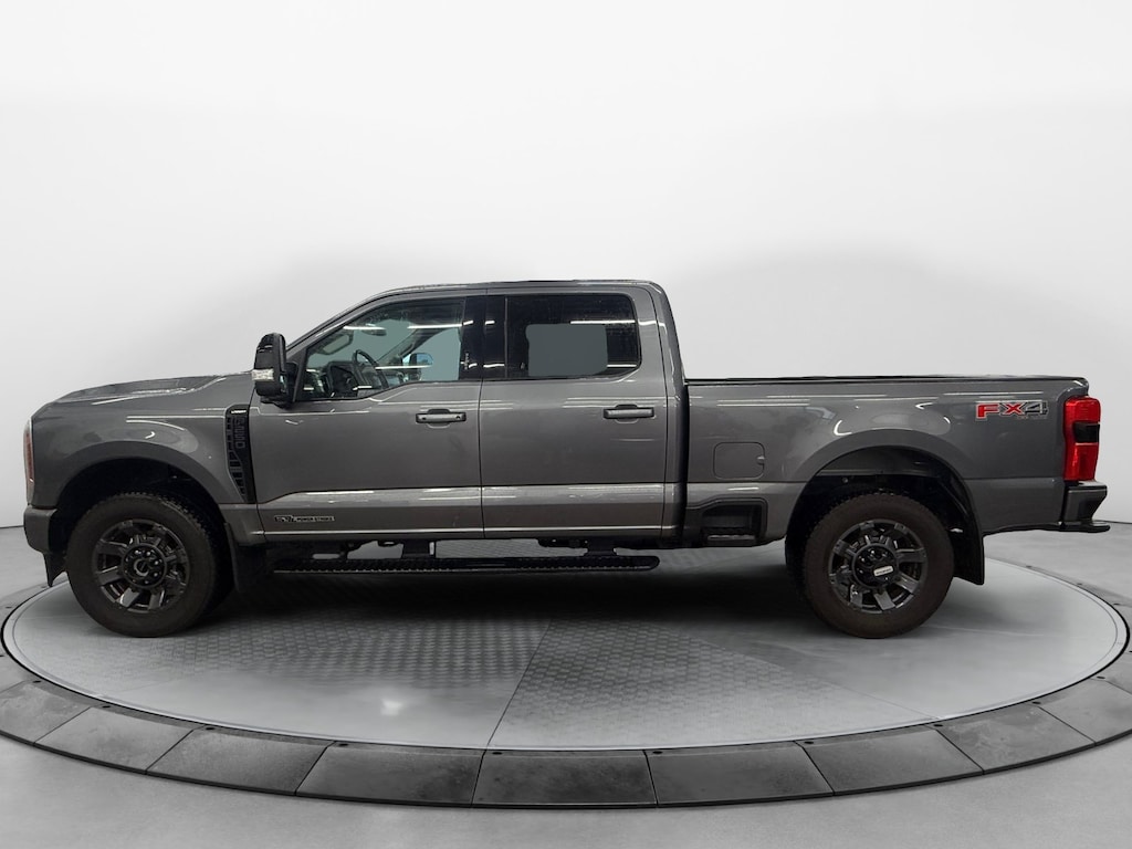 Used 2024 Ford Super Duty F-250 SRW LARIAT Truck Crew Cab