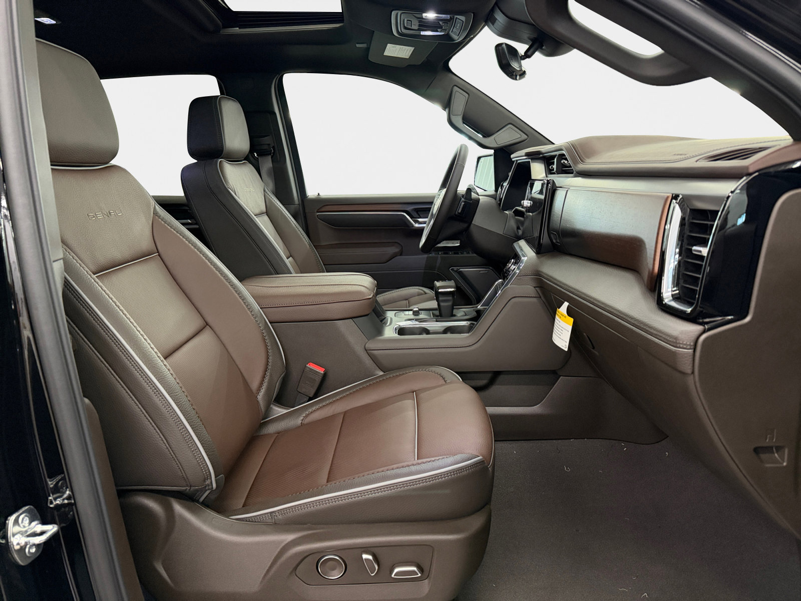 2026 GMC Sierra 1500 Denali - Photo 11
