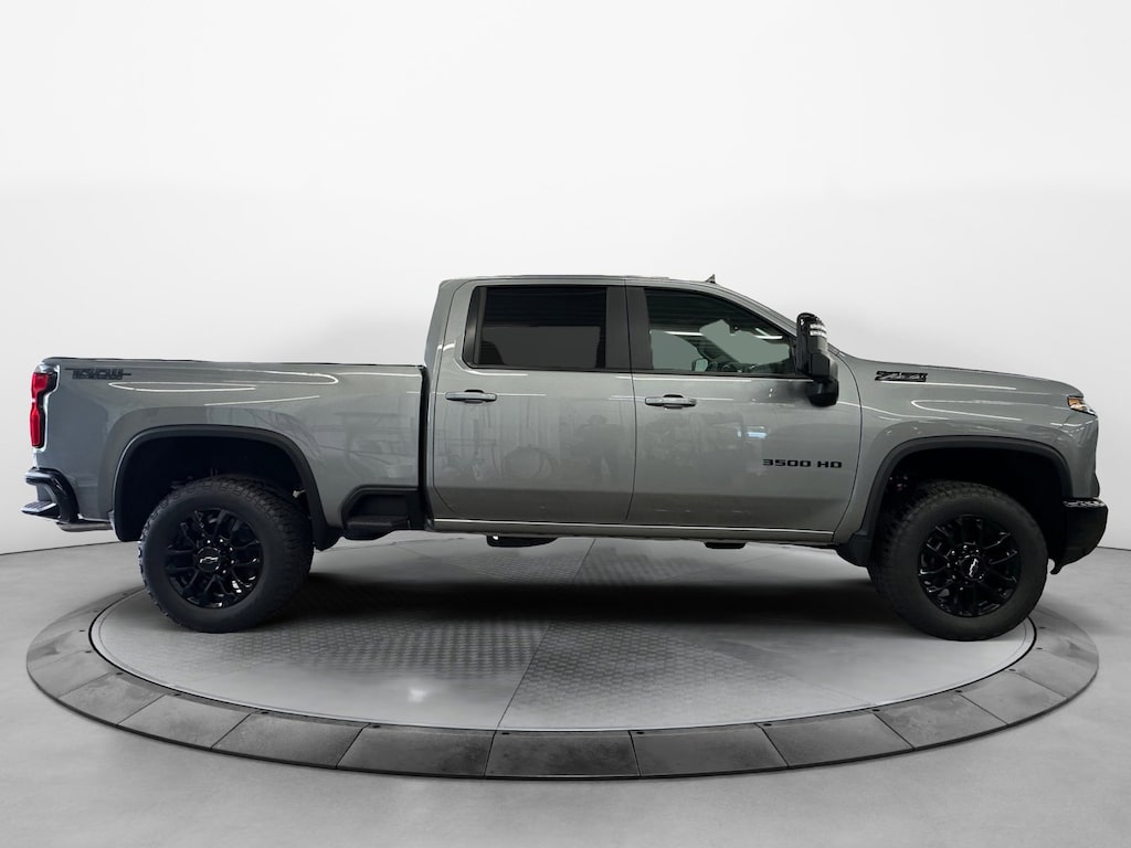 New 2025 Chevrolet Silverado 3500 HD LT Truck