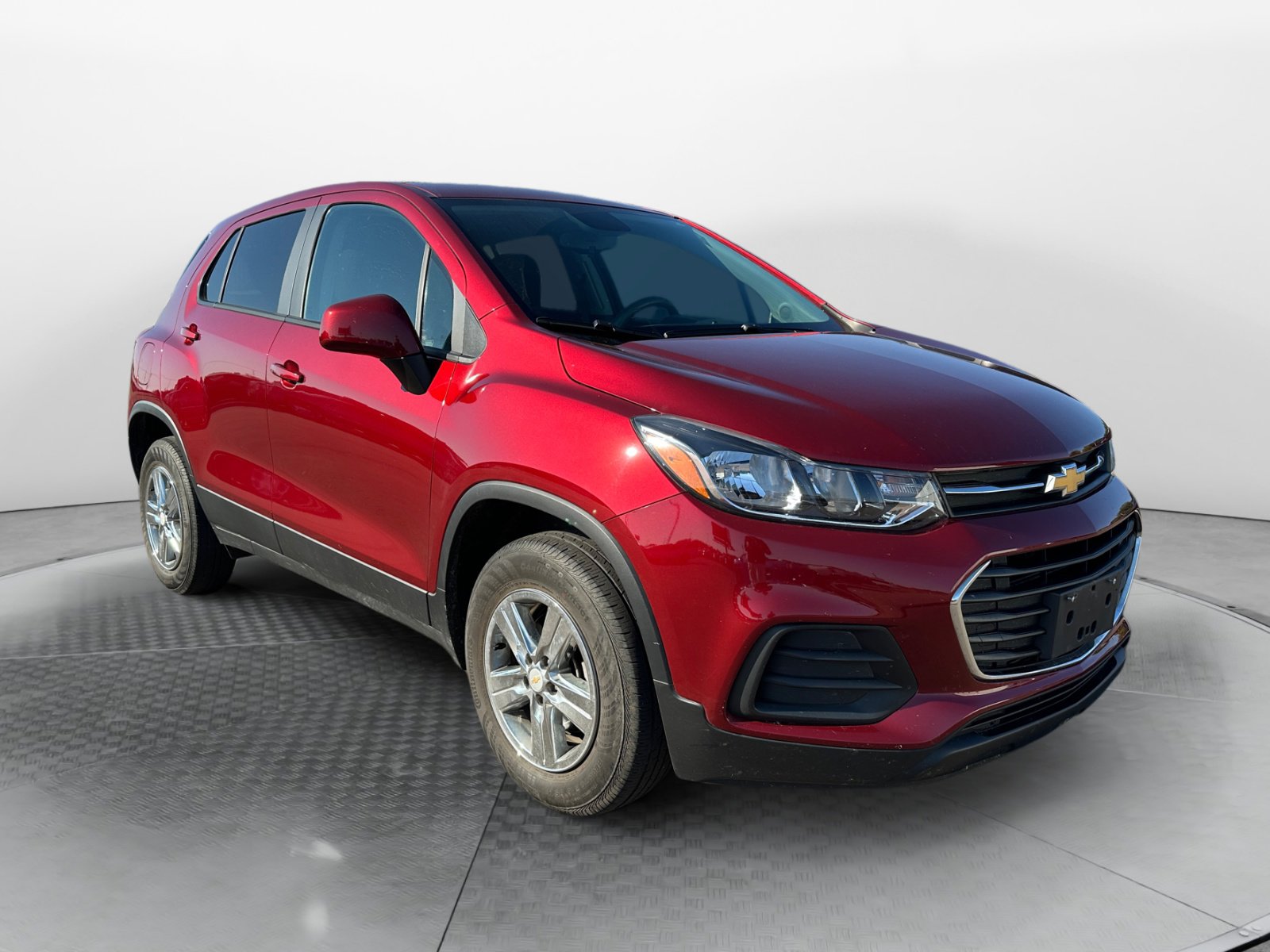 2021 Chevrolet Trax LS photo 4