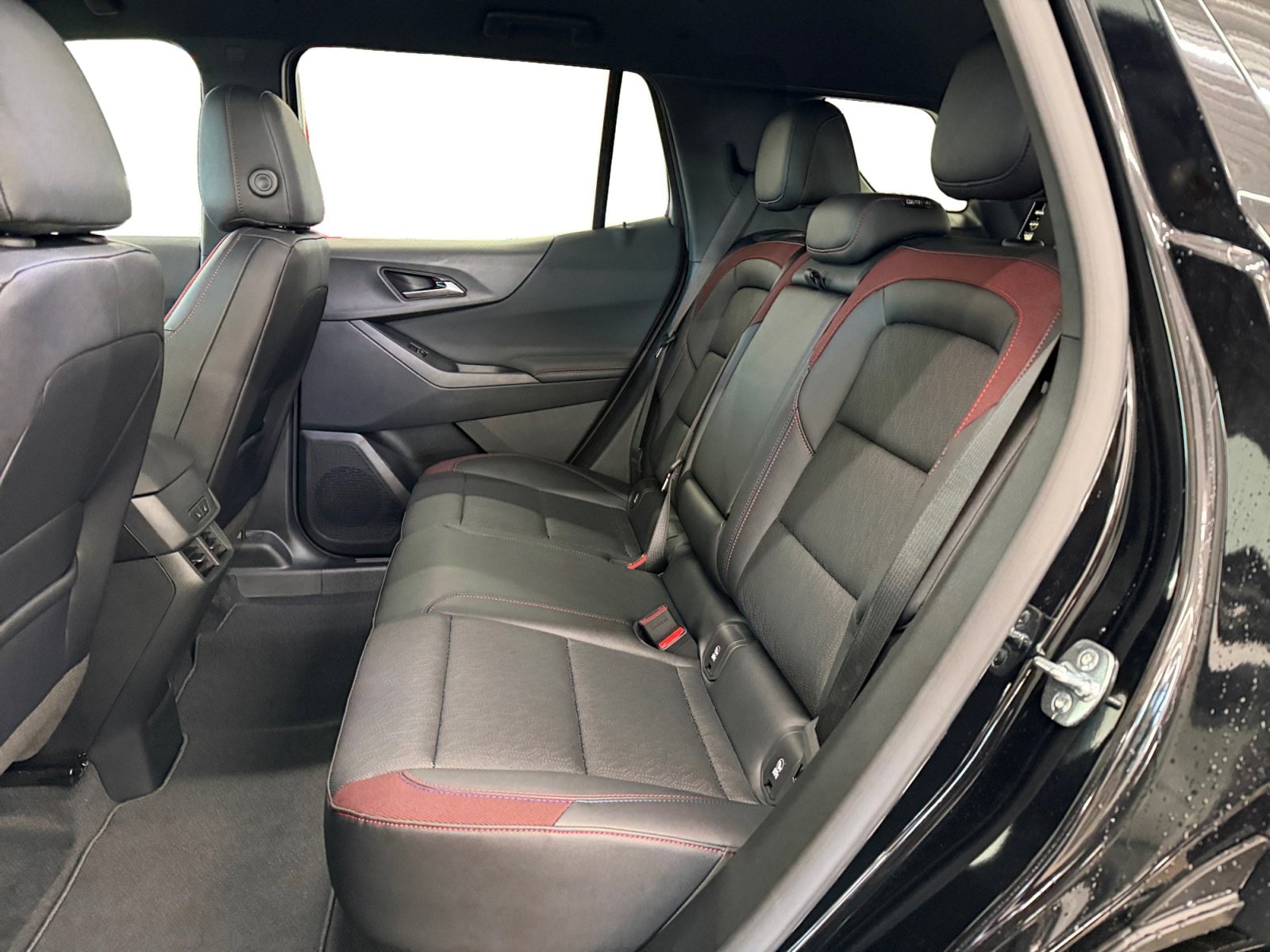 2026 Chevrolet Equinox RS - Photo 10