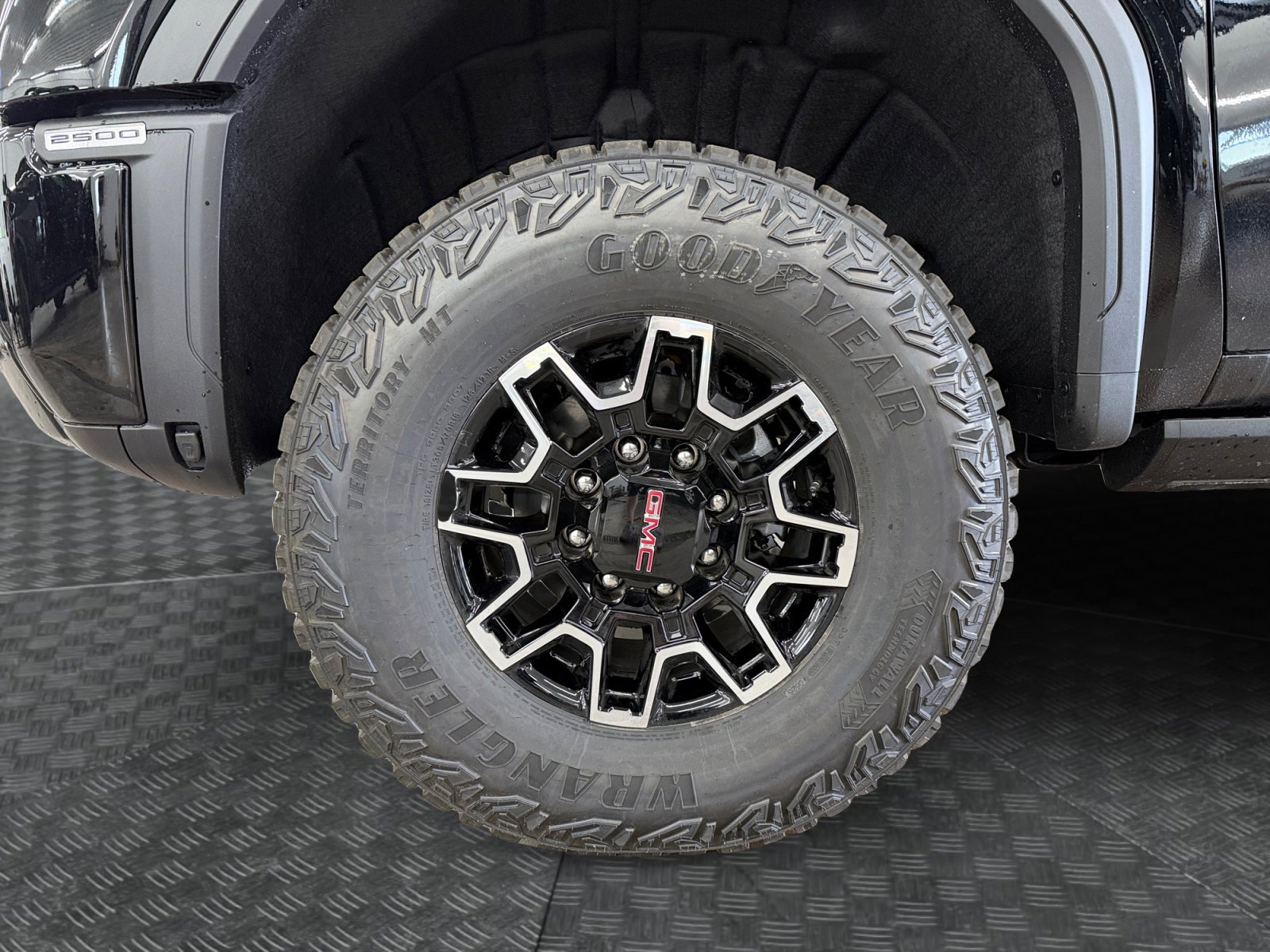 2026 GMC Sierra 2500HD AT4X - Photo 11