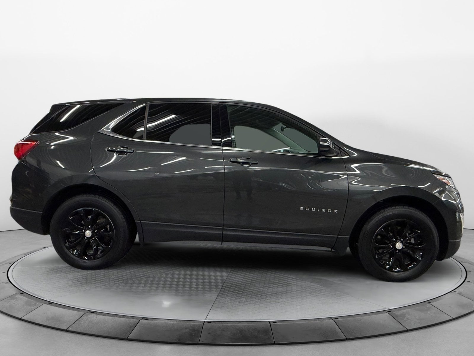 Used 2018 Chevrolet Equinox LT with VIN 2GNAXSEV1J6155611 for sale in Bloomer, WI