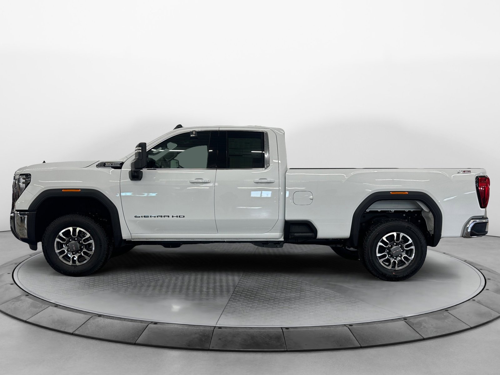 2025 Gmc Sierra 3500 HD SLE photo 3