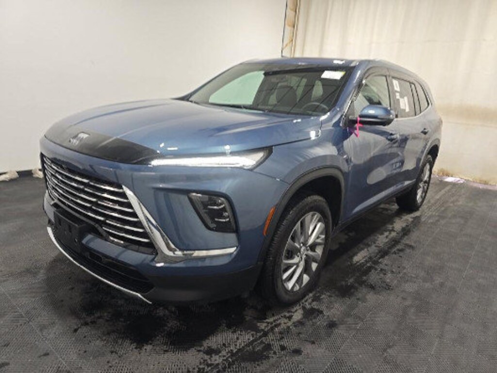 Used 2025 Buick Enclave Preferred SUV