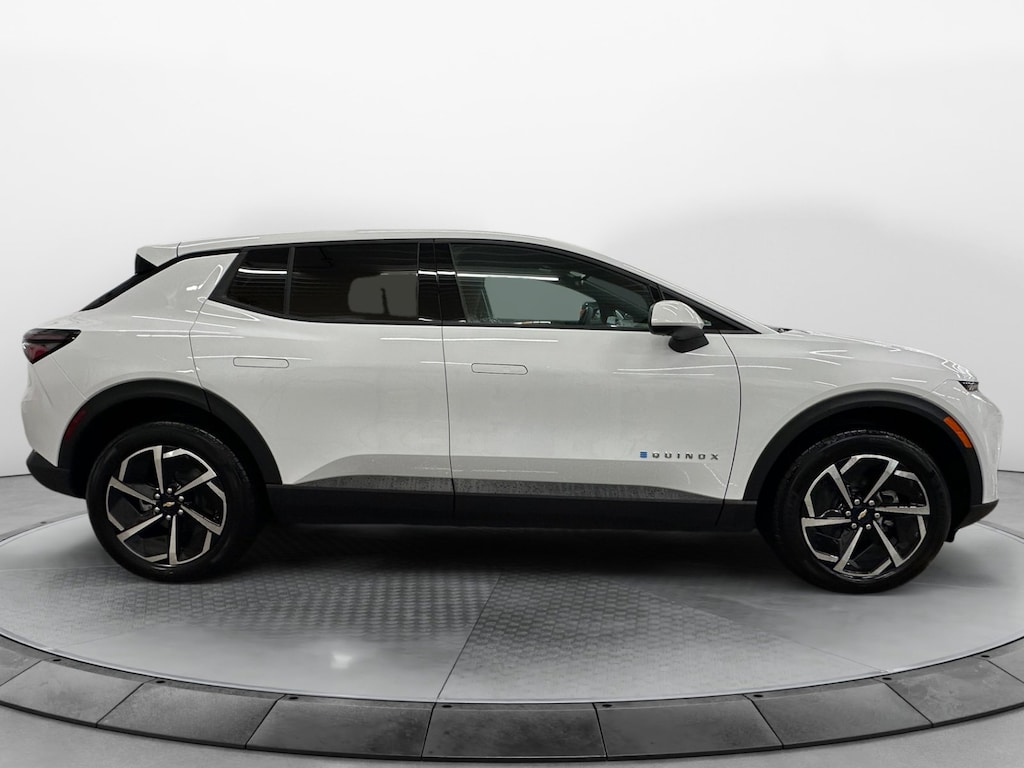 New 2026 Chevrolet Equinox EV LT SUV