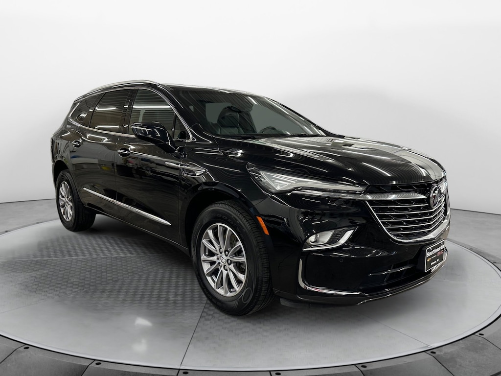 Used 2023 Buick Enclave Essence SUV