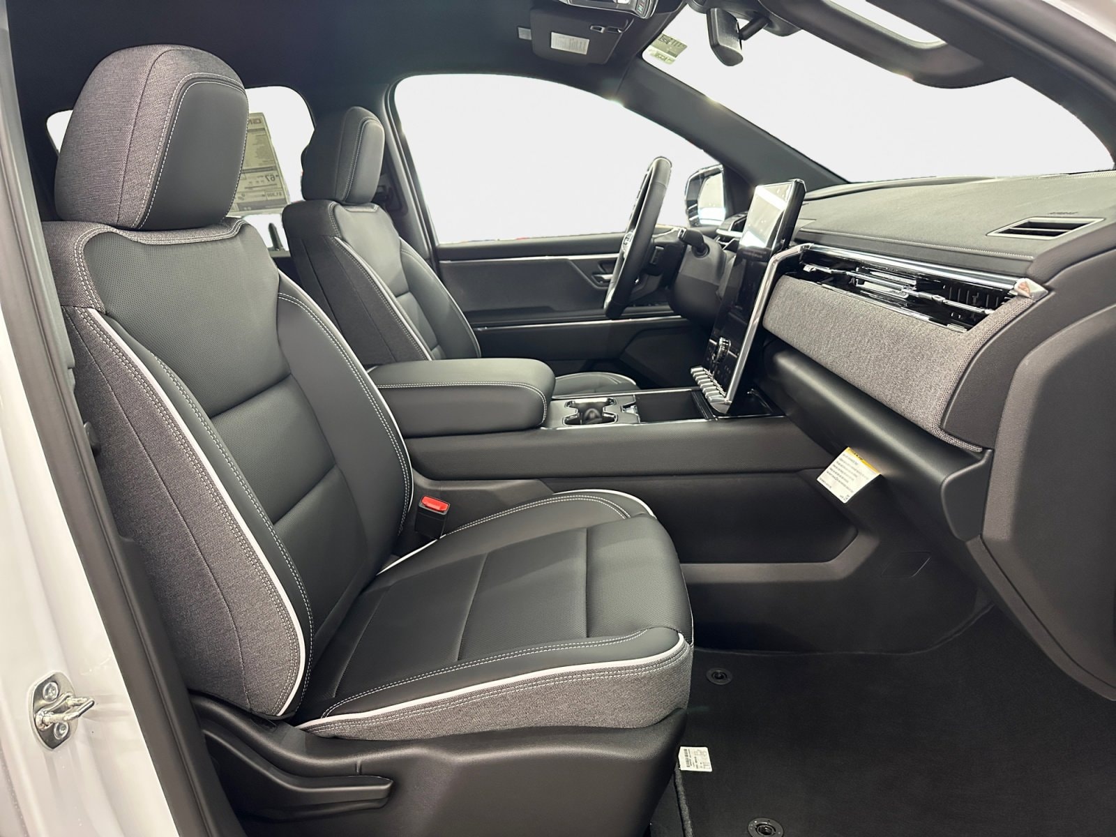 2026 GMC Sierra EV Elevation - Photo 12