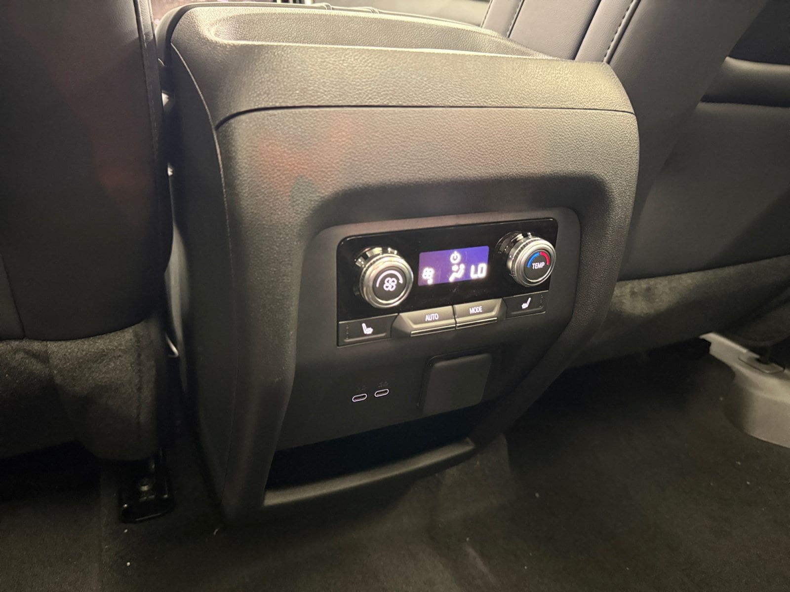 2027 GMC Acadia Elevation - Photo 23
