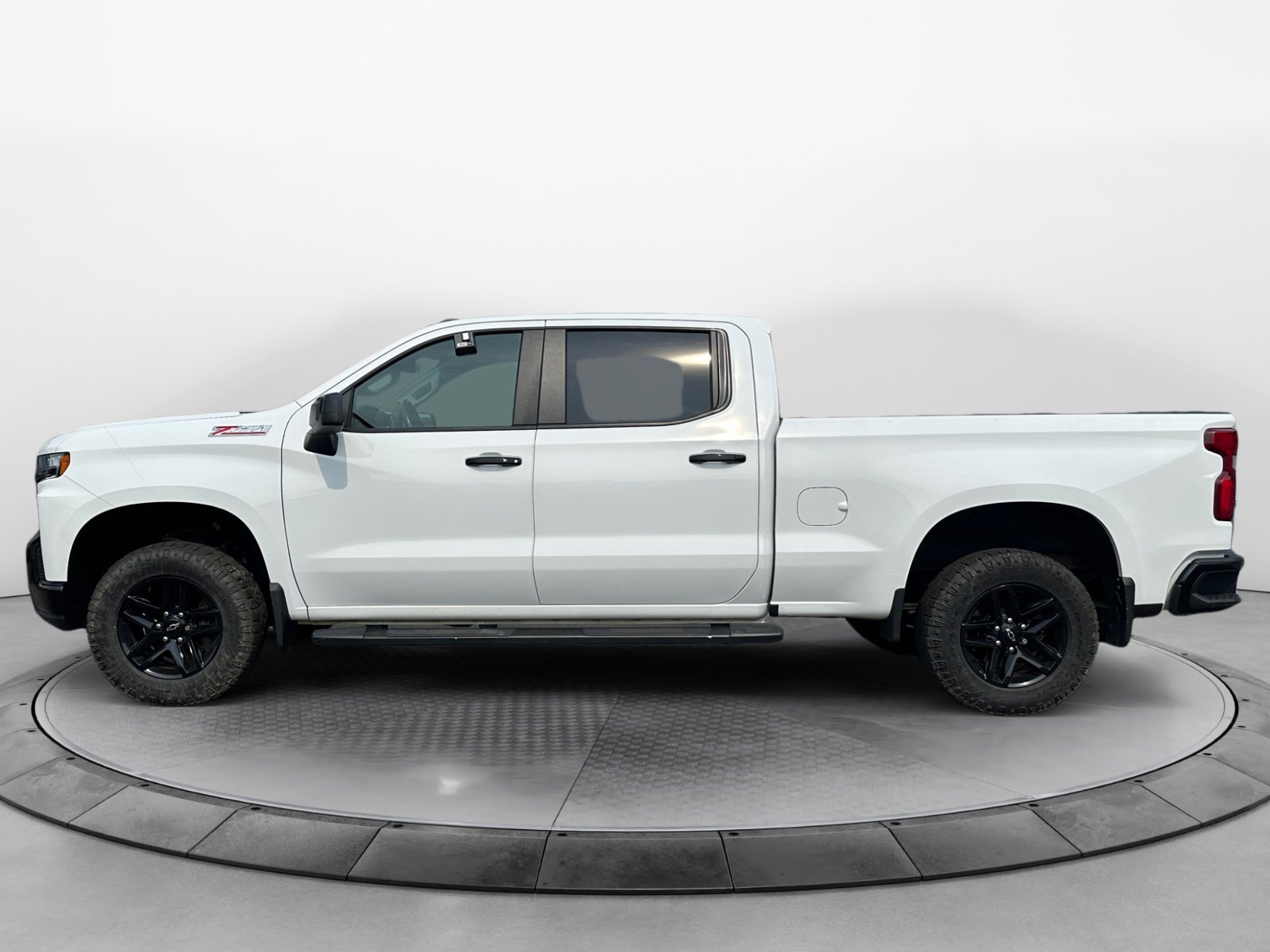 2022 Chevrolet Silverado 1500 LT Trail Boss photo 3