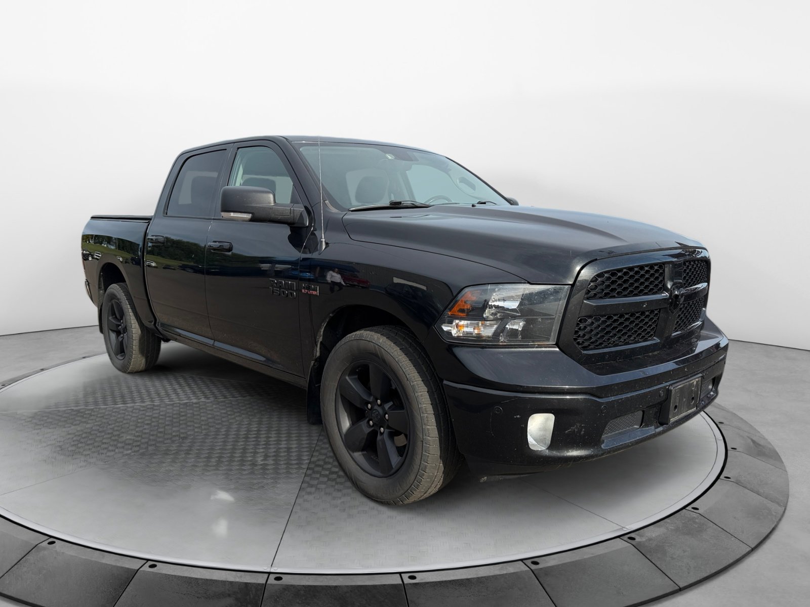 2018 Ram 1500 Big Horn photo 3
