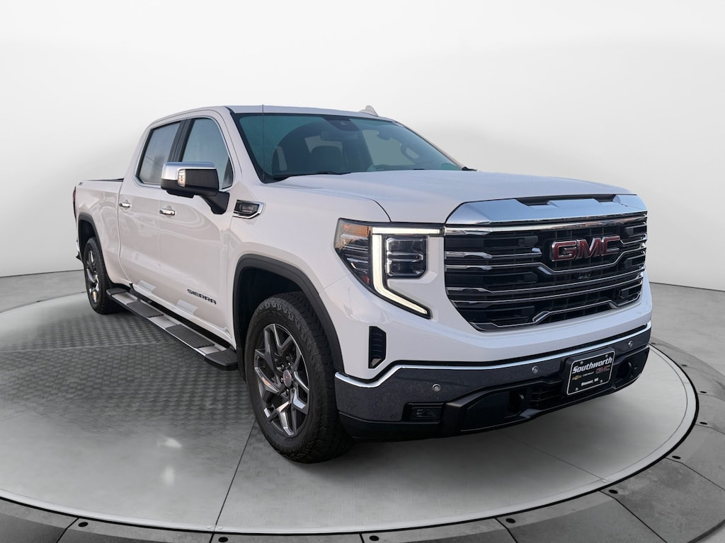 Used 2022 GMC Sierra 1500 SLT Truck Crew Cab